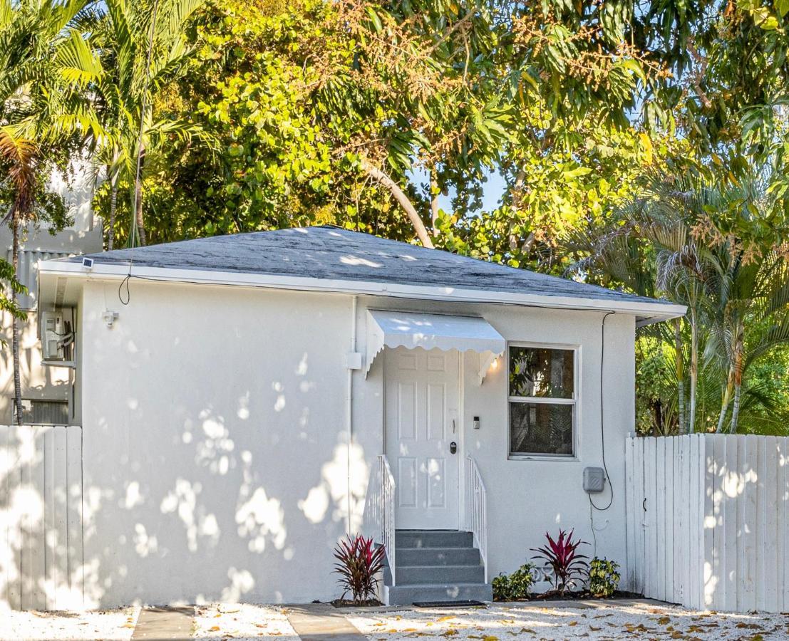 Beautiful Casita With King Bed And Private Patio Close To Calle 8, Mia Airport, Coral Gables Miami Kültér fotó