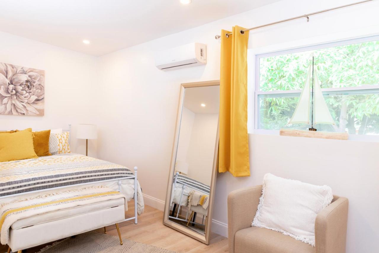 Beautiful Casita With King Bed And Private Patio Close To Calle 8, Mia Airport, Coral Gables Miami Kültér fotó